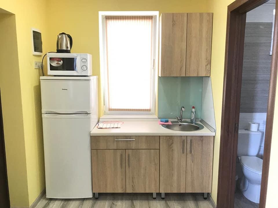 Vesyolaya Rochsha Hotel Dniprodzerzhynsk Bagian luar foto